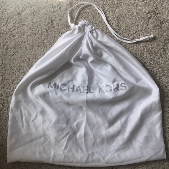 Michel Kors dust bag - Picture 2 of 3